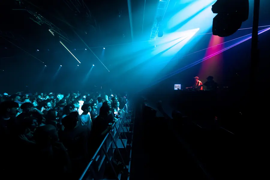 Basement - foto 2 (Live)