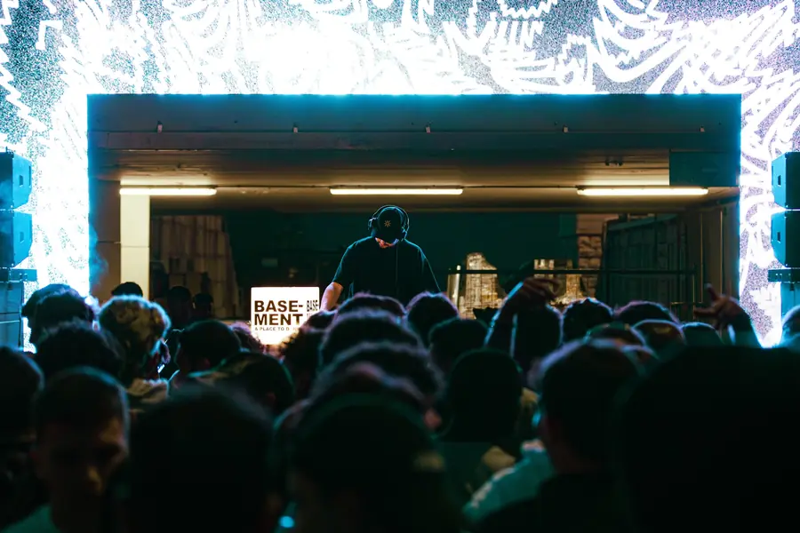 Basement - foto 7 (Live)